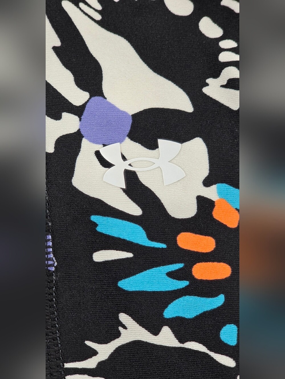 Under Armour HeatGear Abstract Floral No-Slip Compression Leggings โ Womenโs 3X - Picture 12 of 17